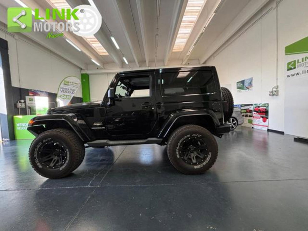 Jeep Wrangler 2.8 CRD DPF Sahara (2)