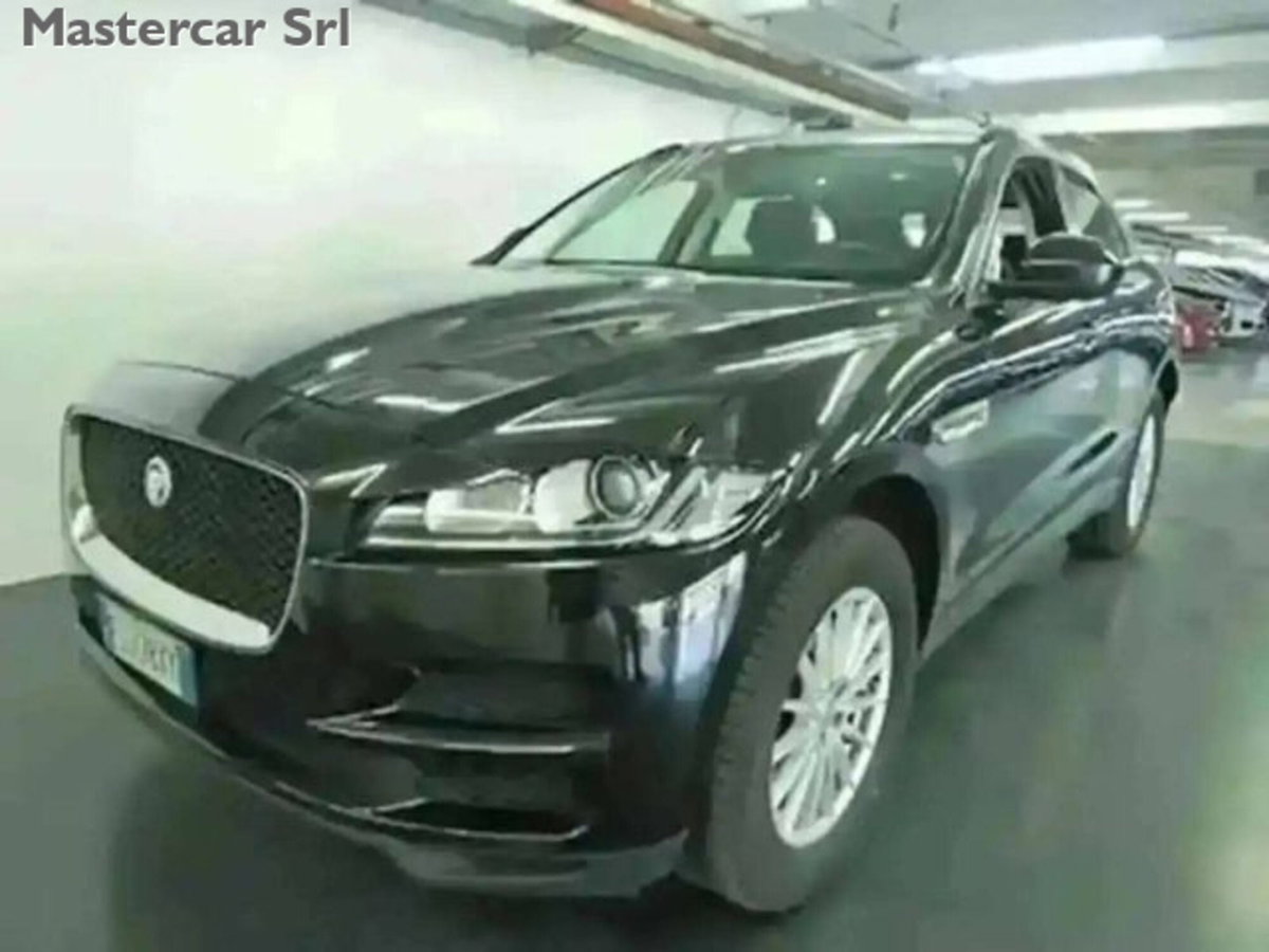 Jaguar F-Pace 2.0 D 180 CV AWD Pure (2)