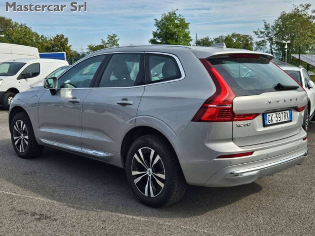 Volvo XC60 T6 Recharge AWD Plug-in Hybrid Inscription Expression (4)