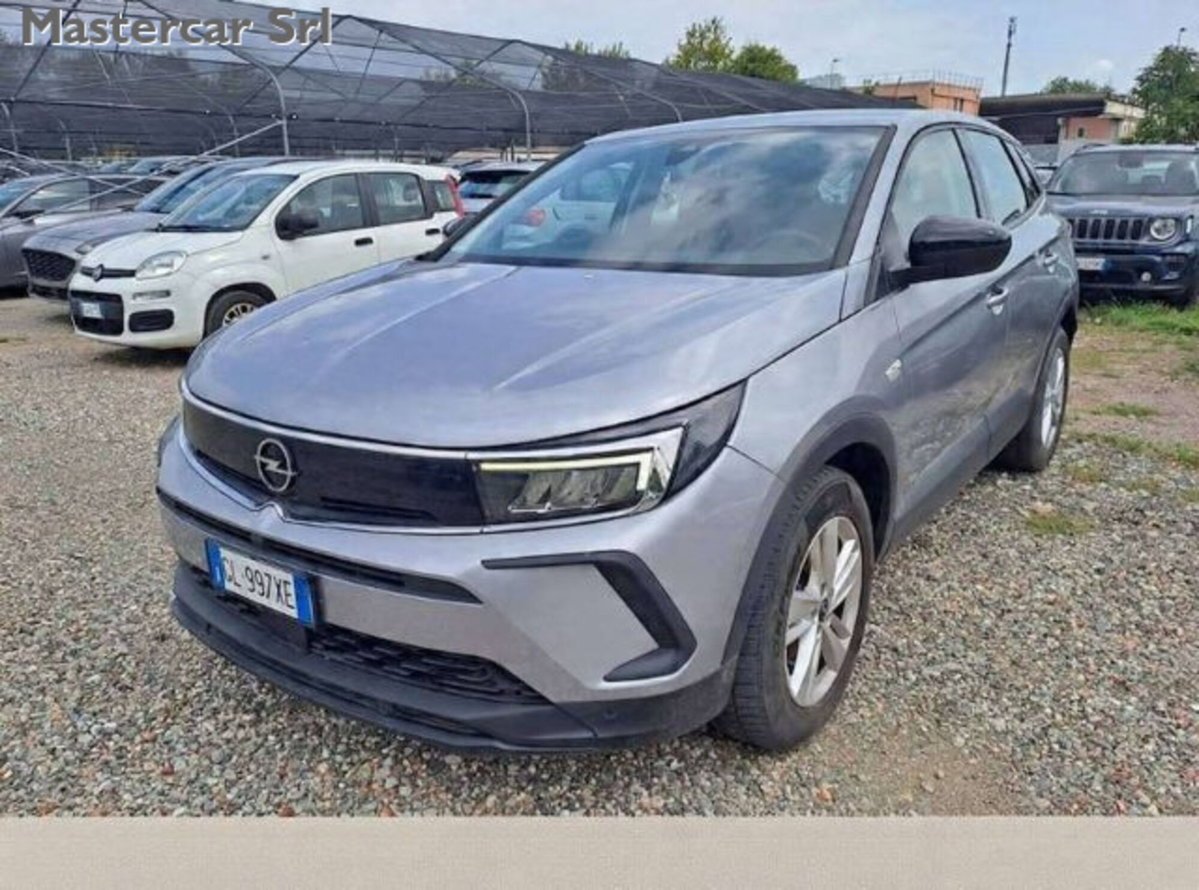Opel Grandland 1.5 diesel Ecotec aut. Business Elegance (2)
