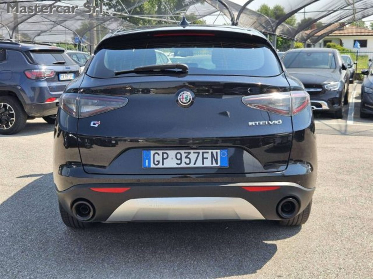 Alfa Romeo Stelvio 2.2 t Intensa Q4 210cv auto (7)