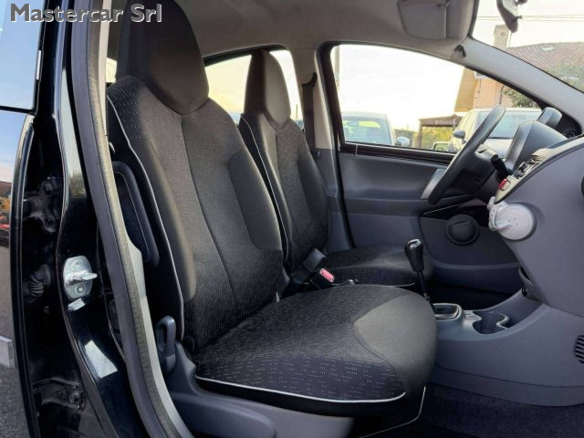 Peugeot 107 68CV 5p. Plaisir (10)