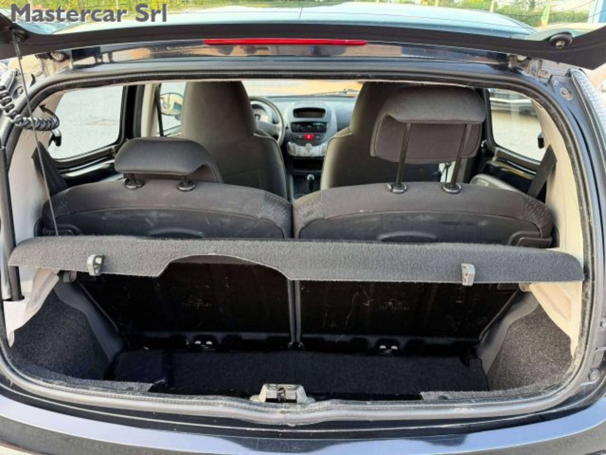Peugeot 107 68CV 5p. Plaisir (12)