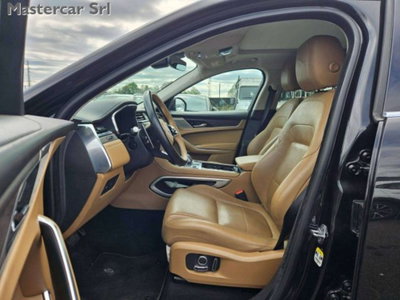 Jaguar F-Pace 2.0 300 CV AWD aut. Prestige (10)