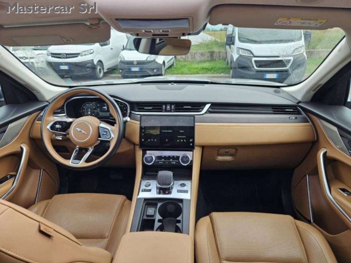 Jaguar F-Pace 2.0 300 CV AWD aut. Prestige (12)