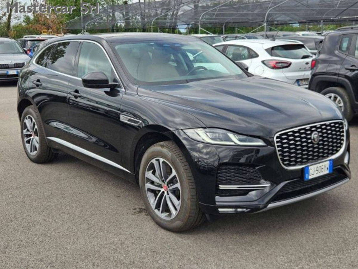 Jaguar F-Pace 2.0 300 CV AWD aut. Prestige (8)