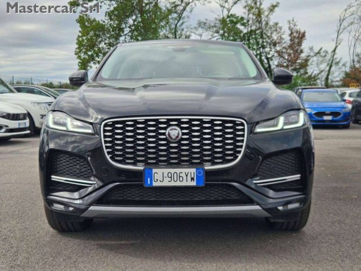 Jaguar F-Pace 2.0 300 CV AWD aut. Prestige (9)