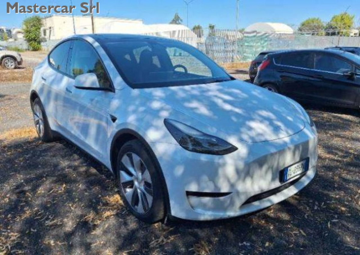 Tesla Model Y Long Range Dual Motor awd (7)