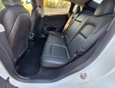 Tesla Model Y Long Range Dual Motor awd (9)