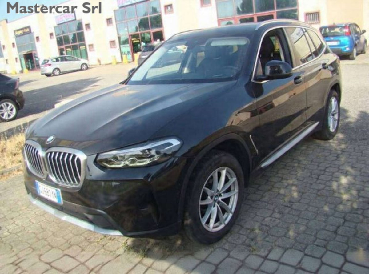 BMW X3 xdrive20d mhev 48V auto (2)