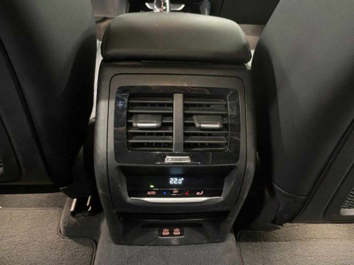 BMW X4 xdrive20d mhev 48V auto (12)