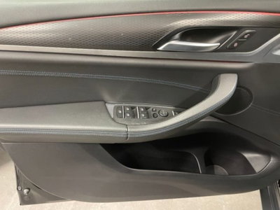 BMW X4 xdrive20d mhev 48V auto (16)