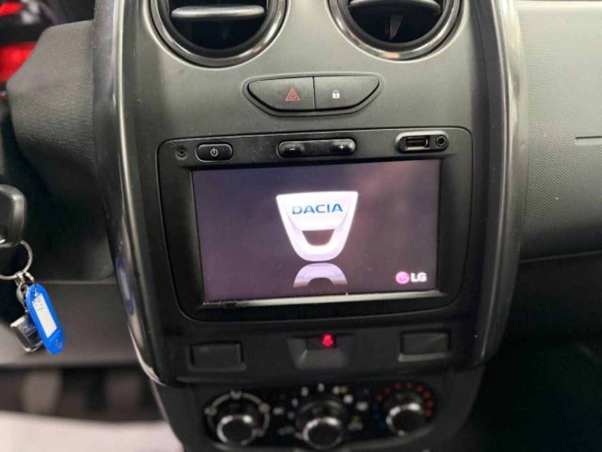 Dacia Duster 1.5 dCi 110CV Start&Stop 4x2 Prestige (18)