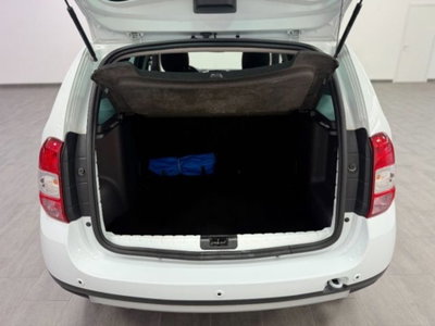 Dacia Duster 1.6 110CV 4x2 GPL Serie Limitata Trasversale (11)