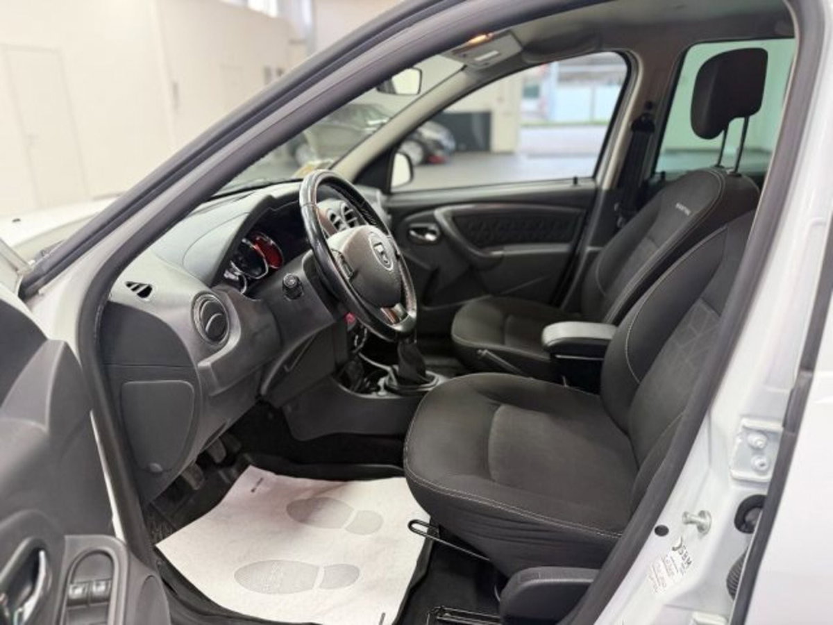 Dacia Duster 1.6 110CV 4x2 GPL Serie Limitata Trasversale (9)
