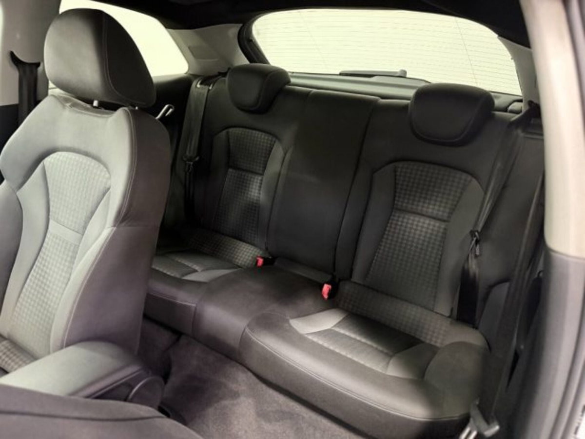 Audi A1 1.4 TFSI S tronic 119g Ambition (10)