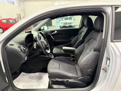 Audi A1 1.4 TFSI S tronic 119g Ambition (9)