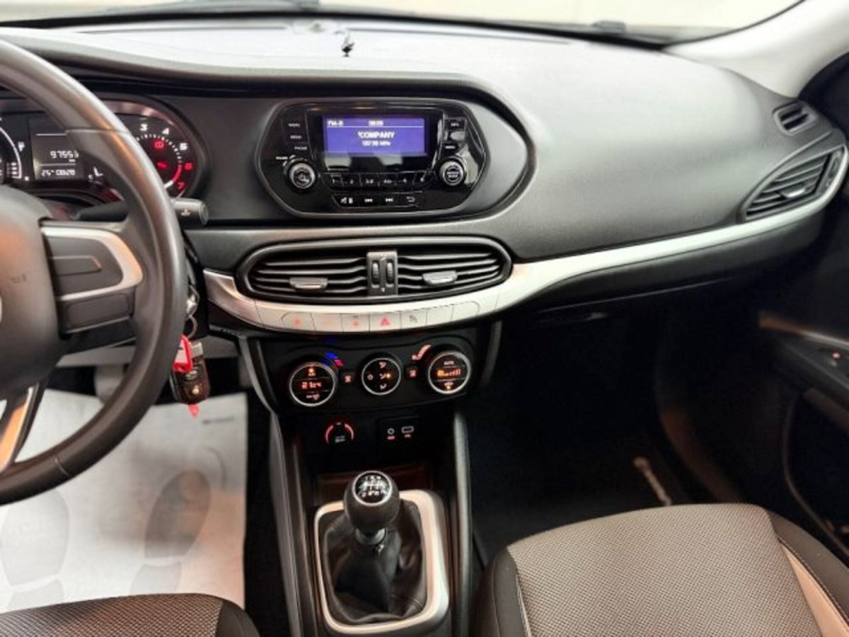 Fiat Tipo Tipo 1.4 4 porte Opening Edition (16)