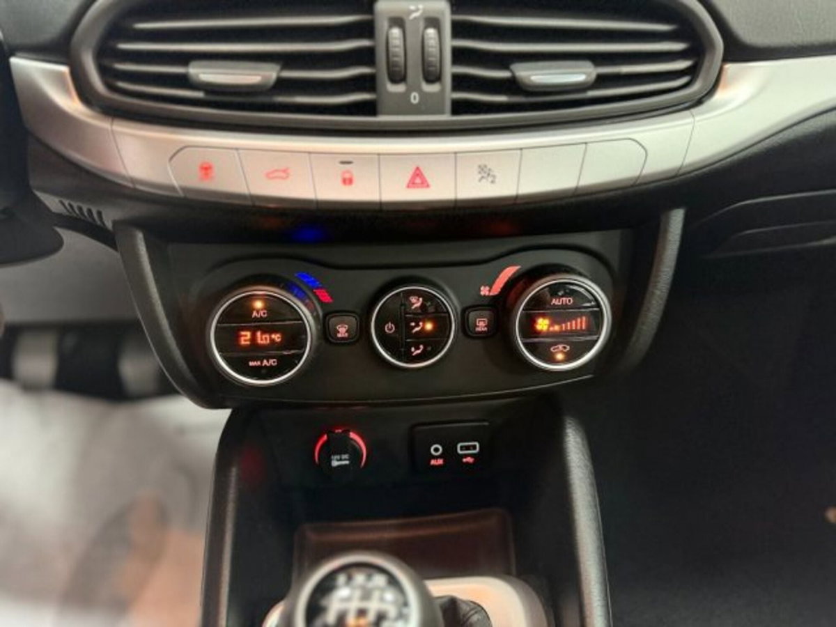 Fiat Tipo Tipo 1.4 4 porte Opening Edition (18)