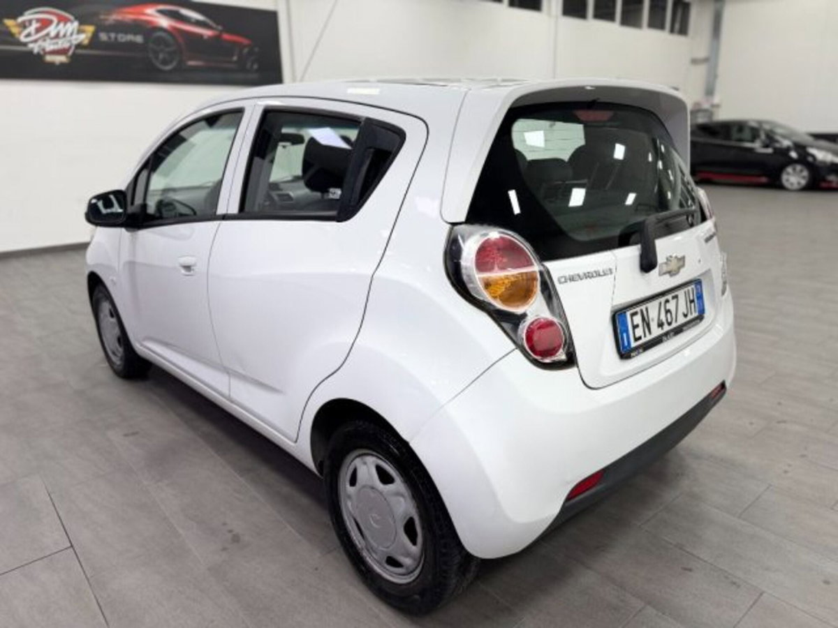 Chevrolet Spark 1.0 LS (8)