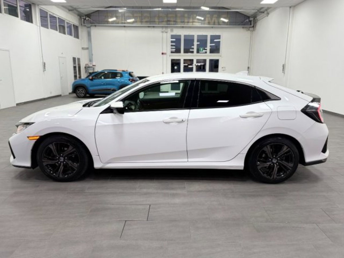Honda Civic 1.0T 5 porte Executive Premium CVT (10)