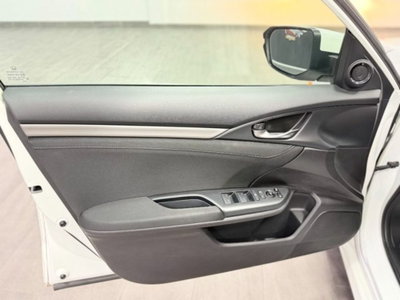 Honda Civic 1.0T 5 porte Executive Premium CVT (15)