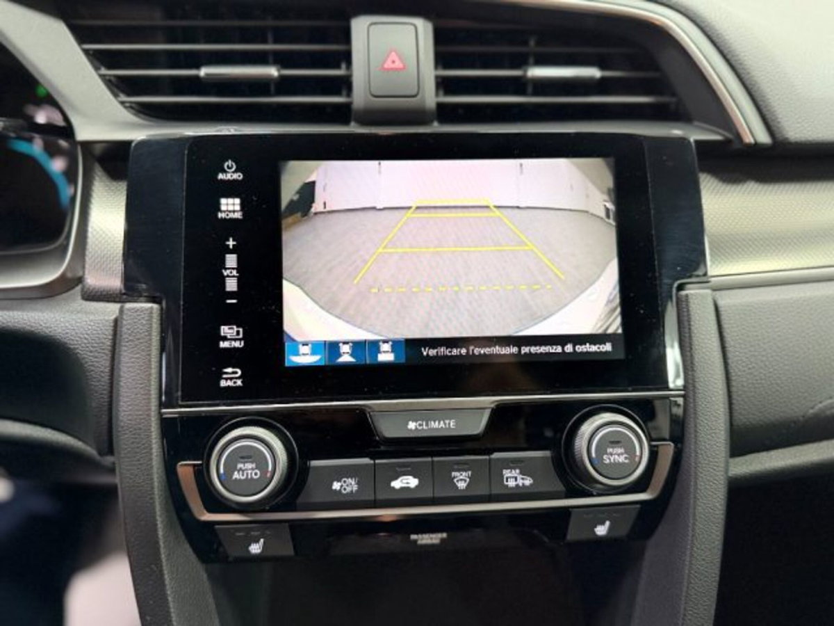 Honda Civic 1.0T 5 porte Executive Premium CVT (20)