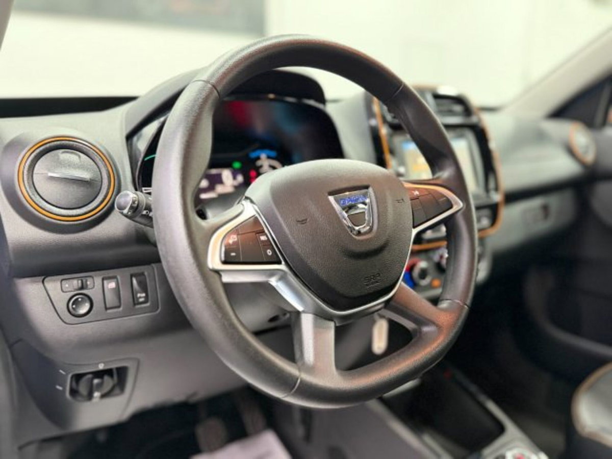Dacia Spring Comfort Plus Electric 45 (18)