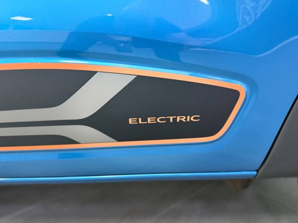 Dacia Spring Comfort Plus Electric 45 (3)