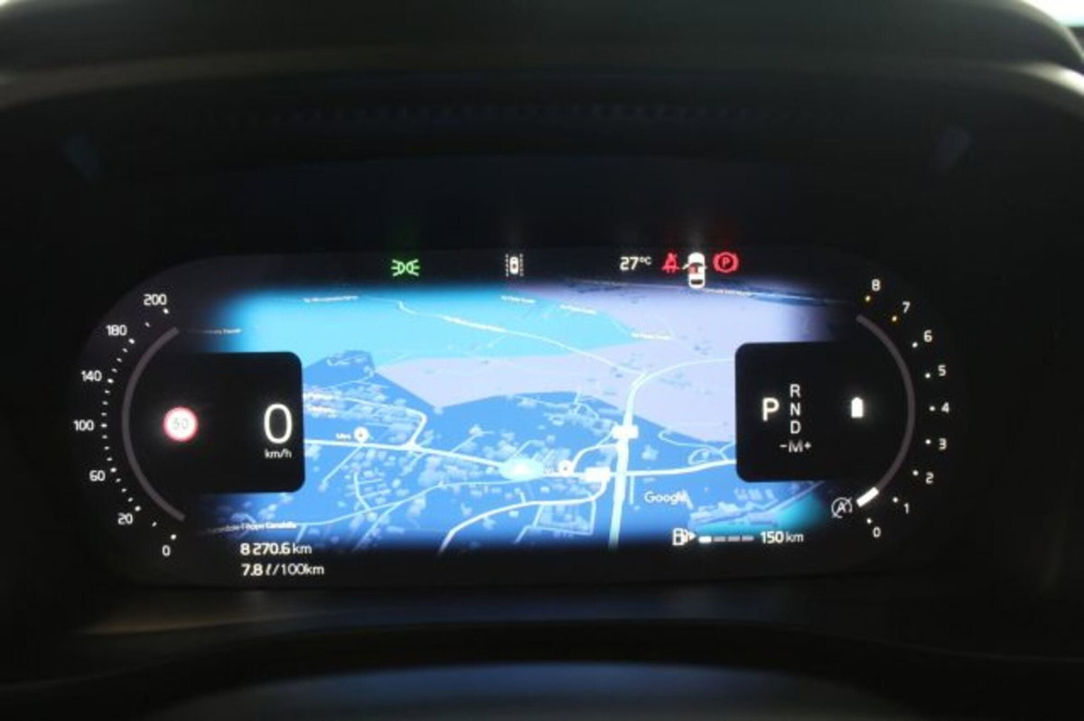 Volvo XC40 2.0 b3 Core auto (14)