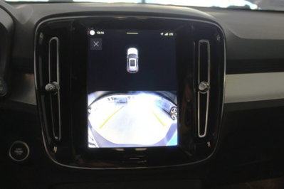 Volvo XC40 2.0 b3 Core auto (16)