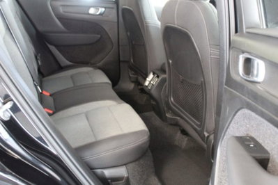 Volvo XC40 2.0 b3 Core auto (20)