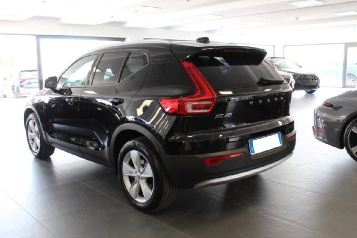 Volvo XC40 2.0 b3 Core auto (5)