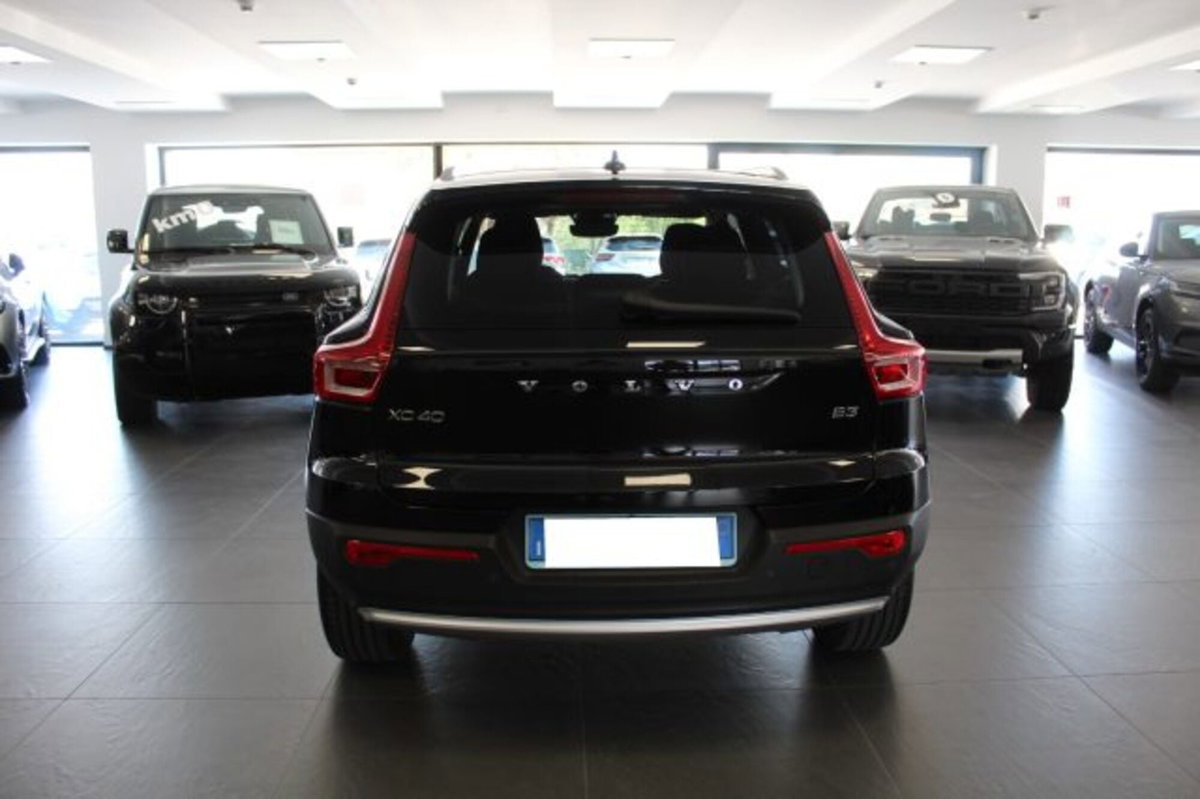 Volvo XC40 2.0 b3 Core auto (8)