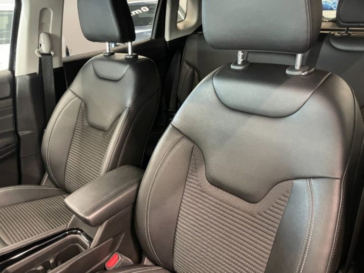 Jeep Compass 1.6 Multijet II 2WD Limited (2)
