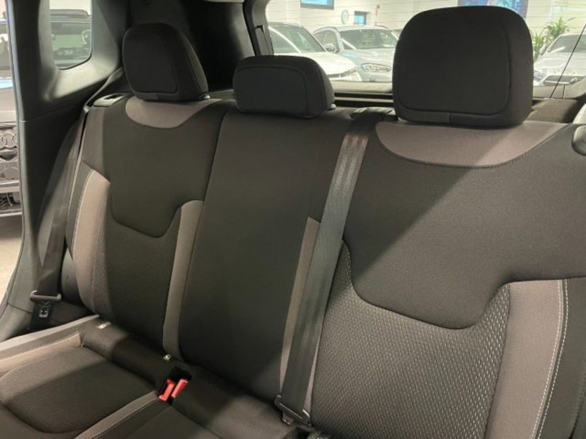Jeep Renegade 1.6 Mjt 130 CV Limited (11)