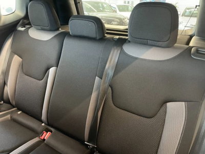 Jeep Renegade 1.6 Mjt 130 CV Limited (13)