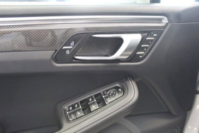 Porsche Macan 2.0 265cv pdk (11)