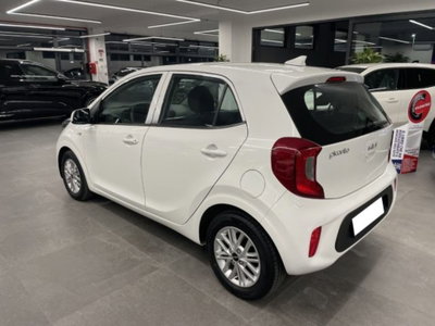 Kia Picanto 1.0 12V 5 porte AMT Urban (6)