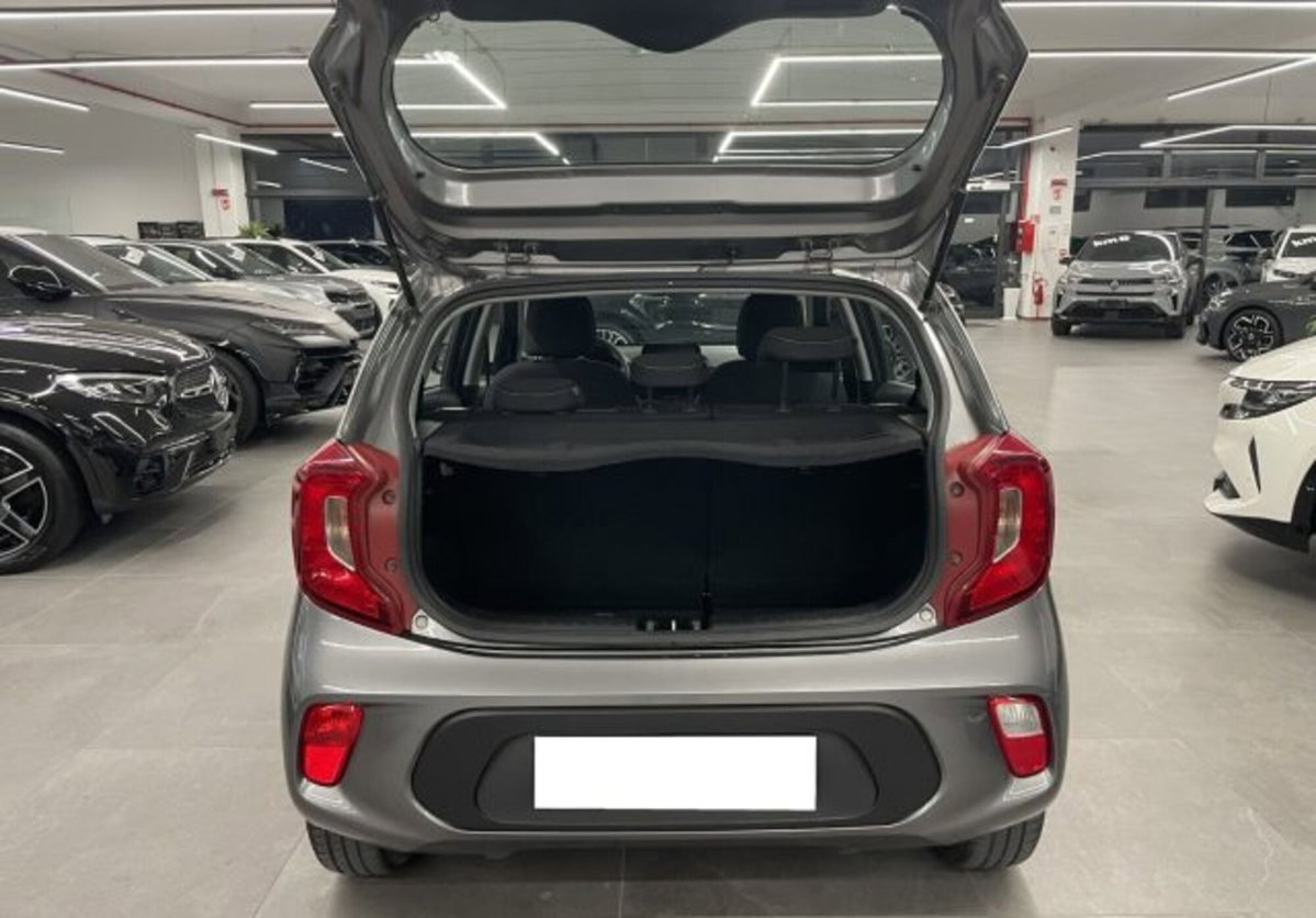 Kia Picanto 1.0 12V 5 porte AMT Urban (8)