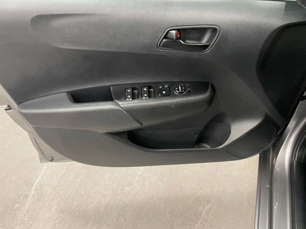 Kia Picanto 1.0 12V 5 porte AMT Urban (17)