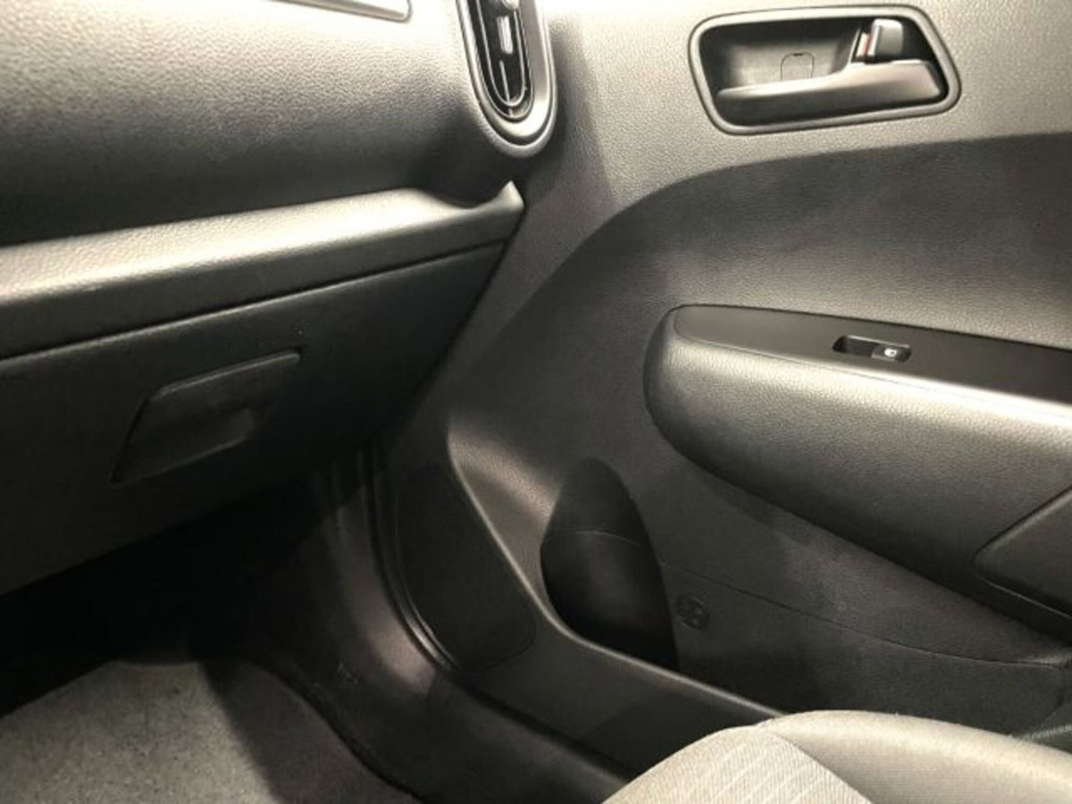 Kia Picanto 1.0 12V 5 porte AMT Urban (10)