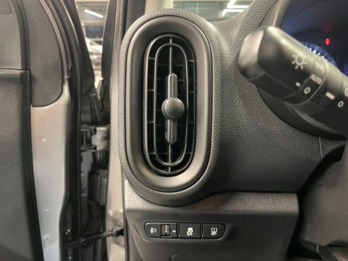 Kia Picanto 1.0 12V 5 porte AMT Urban (20)