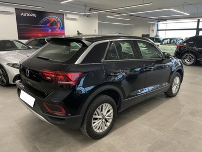 Volkswagen T-Roc 1.0 TSI Life (4)
