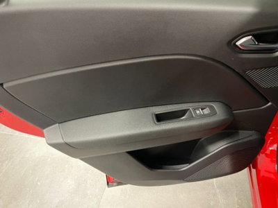 Renault Captur 1.2 eco-g Techno 120cv (19)