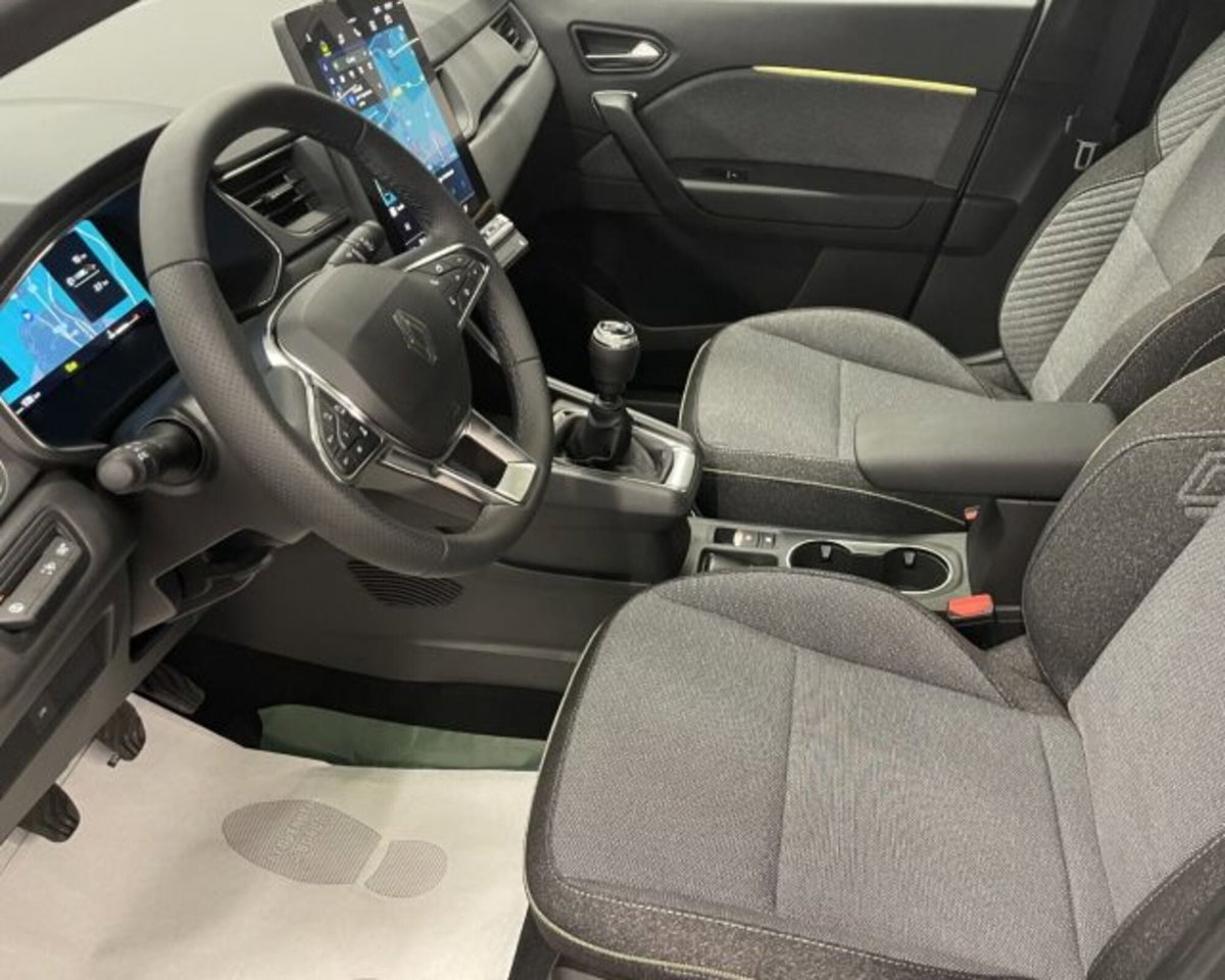 Renault Captur 1.2 eco-g Techno 120cv (4)