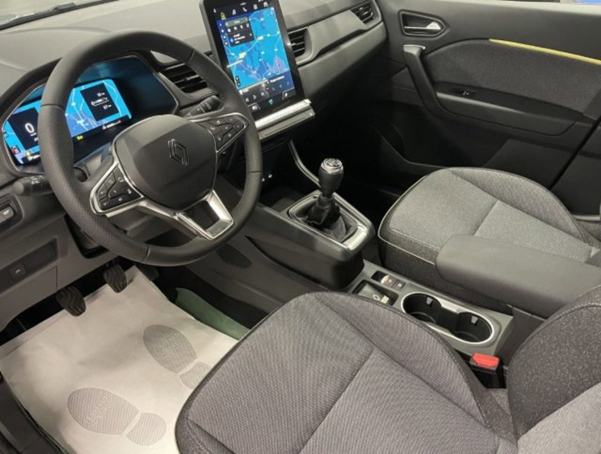 Renault Captur 1.2 eco-g Techno 120cv (6)