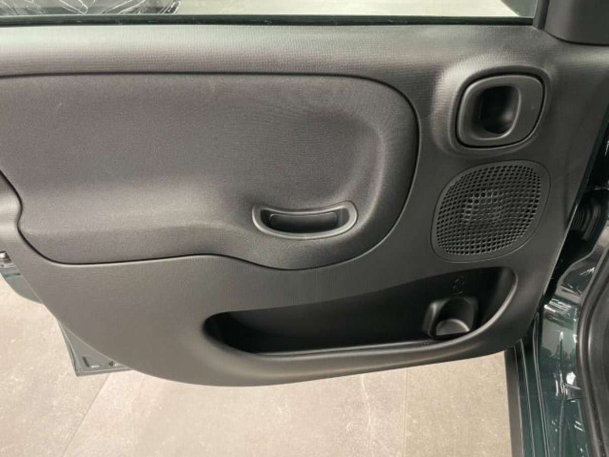 Fiat Pandina van 1.0 Hybrid 65cv S&S Pop (10)