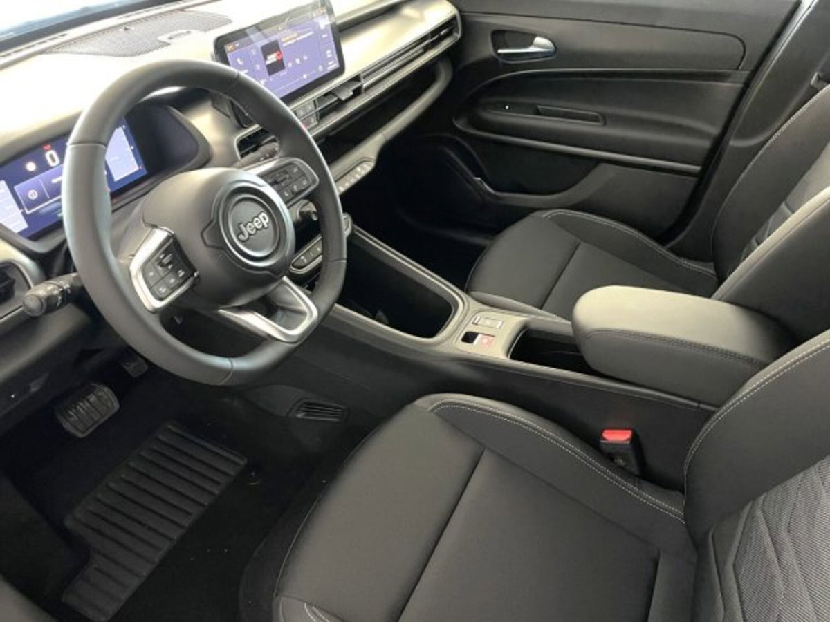 Jeep Avenger 1.2 turbo Altitude fwd 100cv (6)