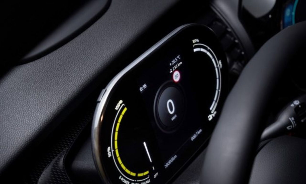 MINI Mini Cooper SE Resolute (4)